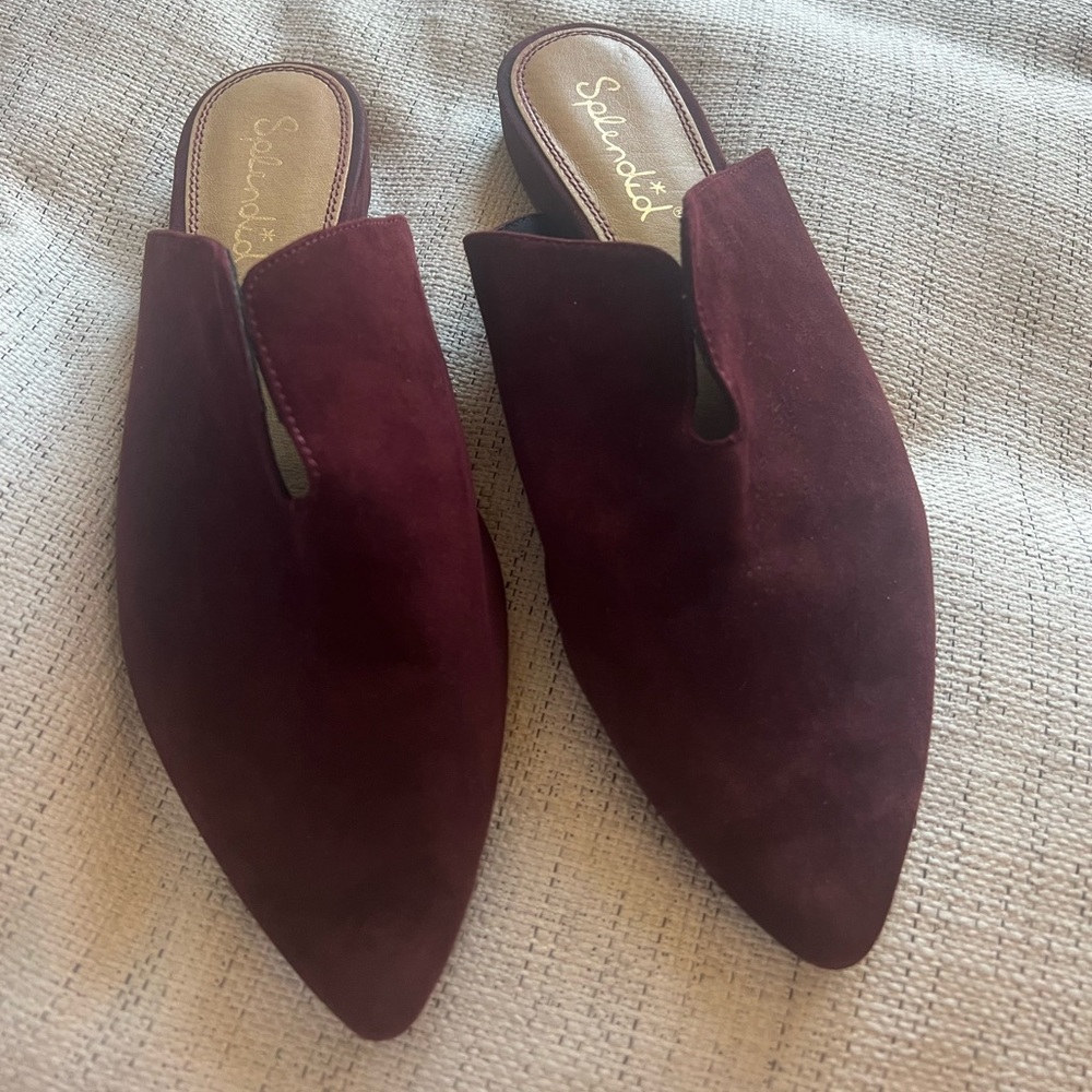 Maroon flats